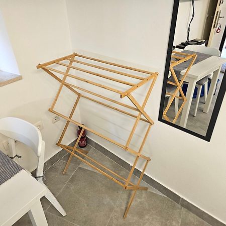 Studio Carmen Piran Luaran gambar